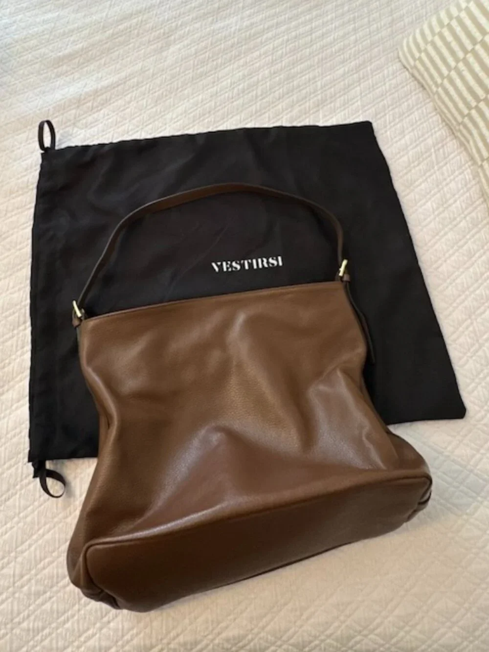 Vestirsi Serena Mocha Leather Hobo Bag
